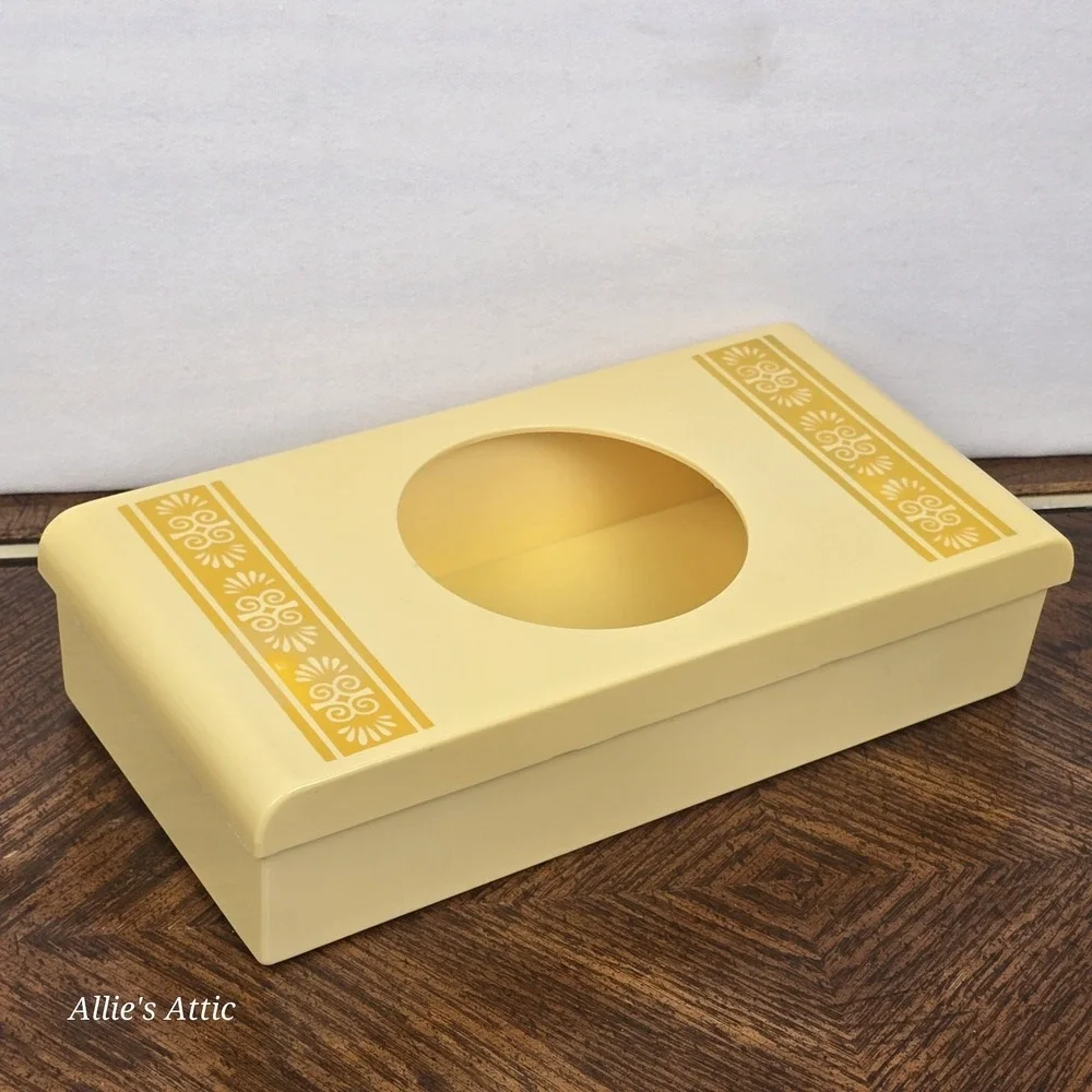 Tissue Box Holder Yellow Floral Flower MCM Retro Cover Plastic Vintage Large 10
